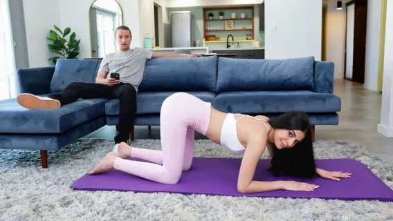 ◤Nubile Films◢ Stretch Me Out - S42:E28 ►Angel Gostosa, Jay Romero