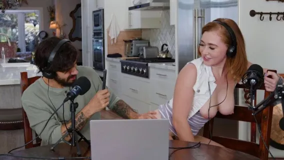 ◤GF Leaks◢ Podcast Pussy ►Callie Black, Nade Nasty